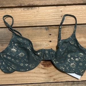 NWT Swim Bikini Top Size L